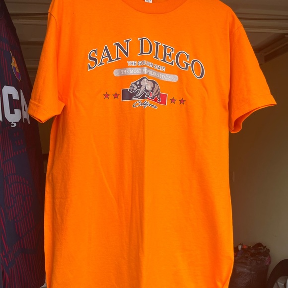 Men’s Medium Casual Shirts - Picture 5 of 9